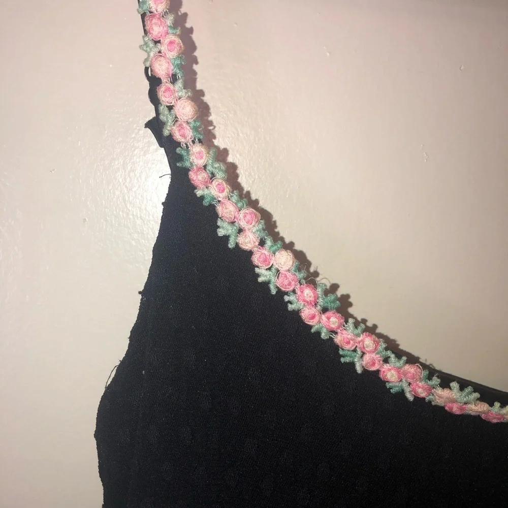 Vintage Betsey Johnson 90’s Swiss Dot Black Dress with Pink Flowers Trim - Picture 7 of 11